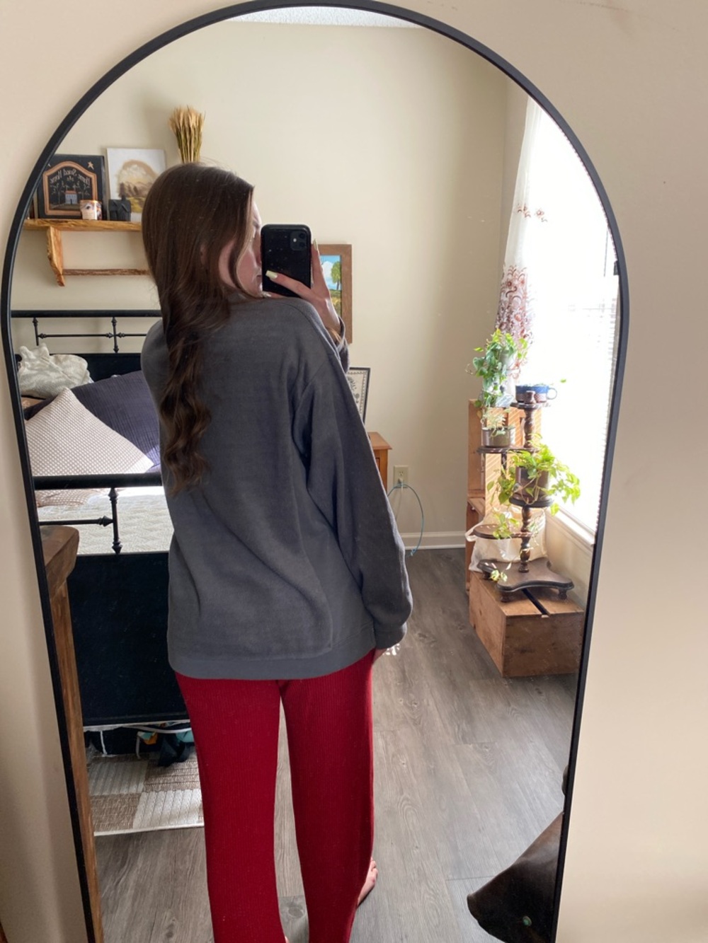 Pressbox Georgia Red Lettering Gray Soft Oversized Sweatshirt — Women’s L - Picture 4 of 10